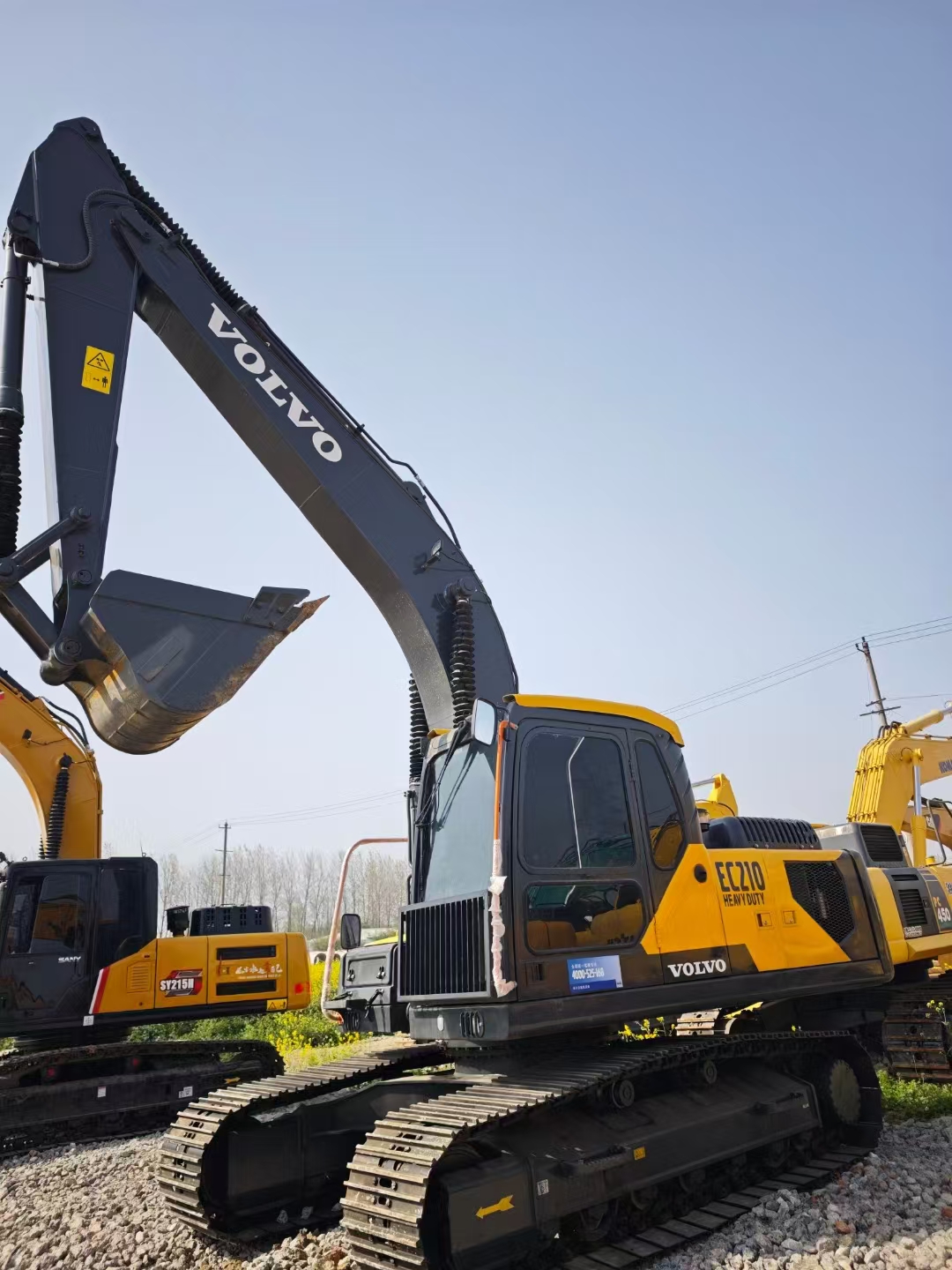 Volvo EC210 Hydraulic Crawler Excavator - Image 2