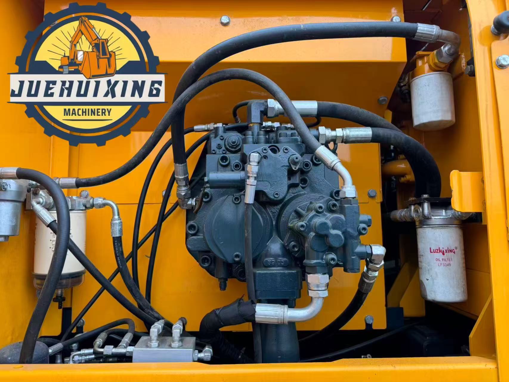 Used Hyundai 210W Wheeled Excavator - Image 6