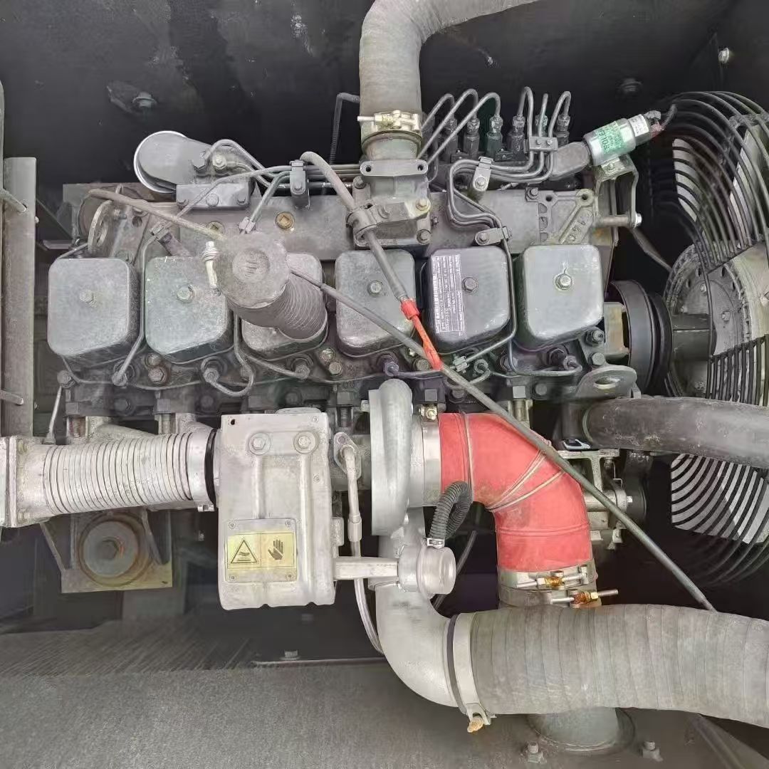 Used Hyundai 220LC Excavator - Image 5