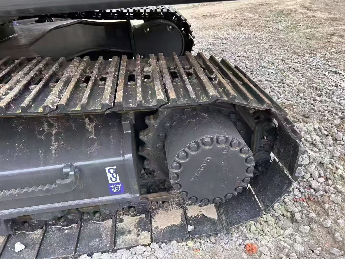 Used Volvo EC300 Hydraulic Excavators - Image 2