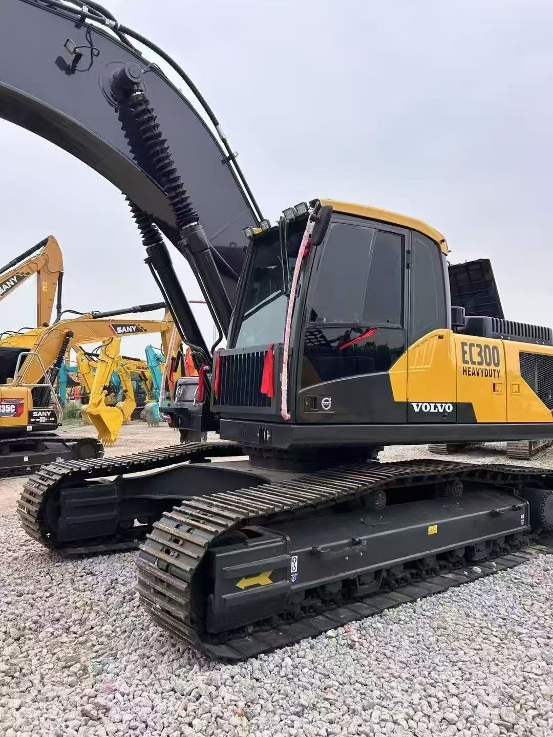 Used Volvo EC300 Hydraulic Excavators