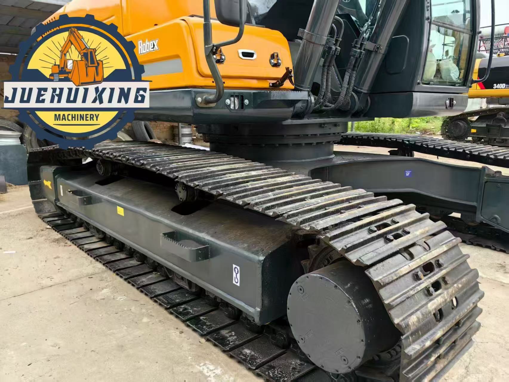 Used Hyundai 305 Excavator - Image 5