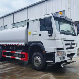 HOWO Water Tanker / Sprinkler Truck