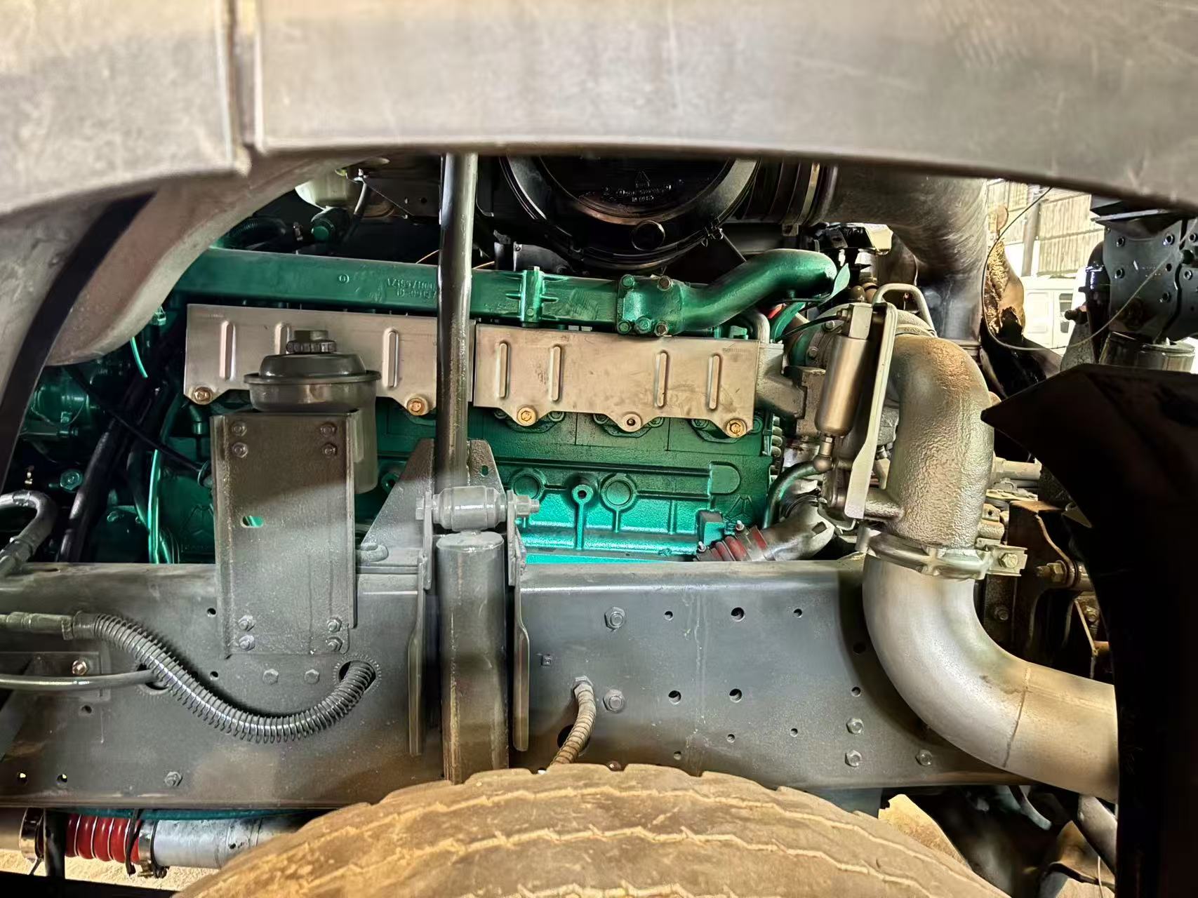 HOWO Water Tanker / Sprinkler Truck - Image 4