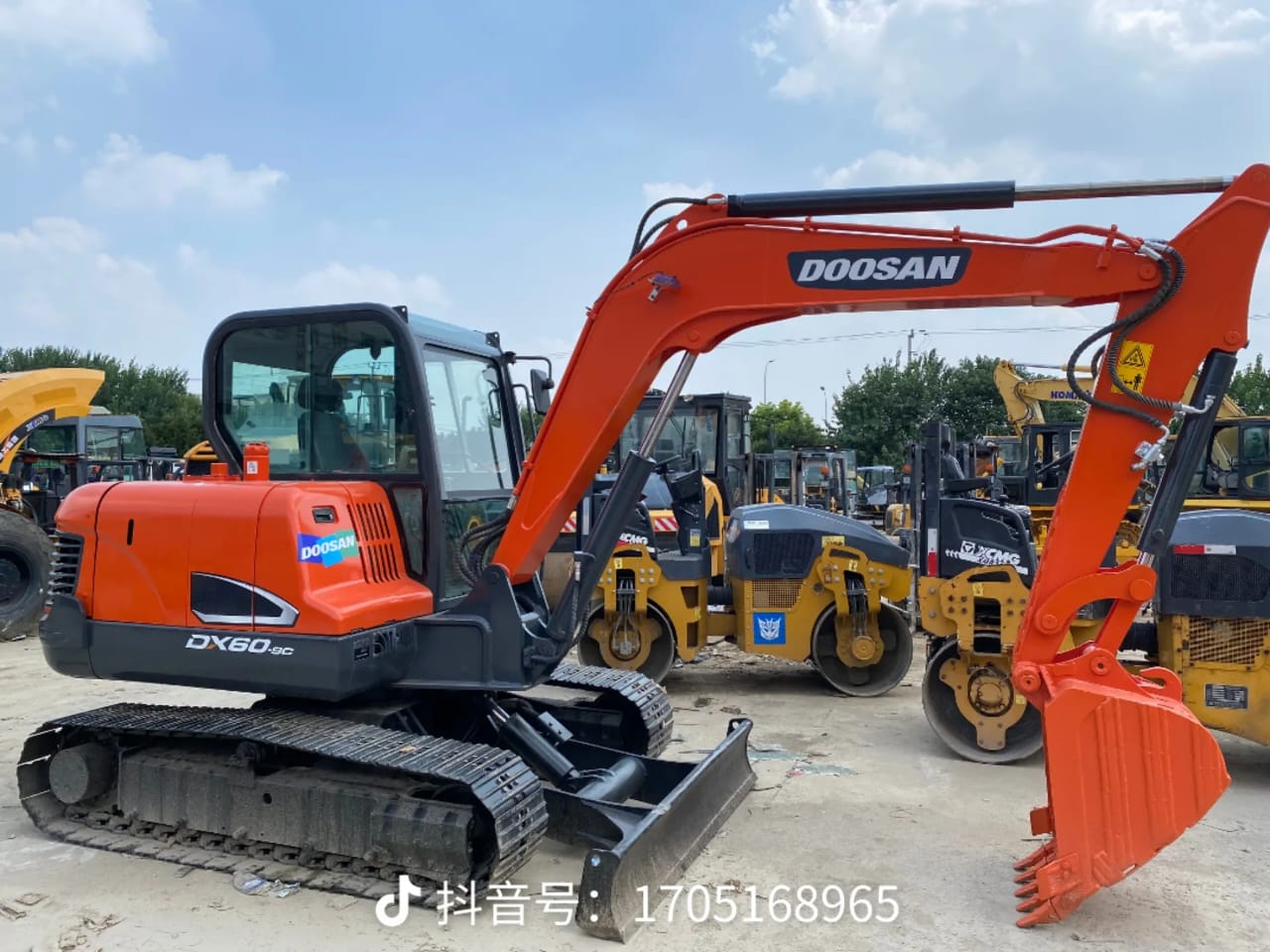 Used Doosan DX60 Excavator