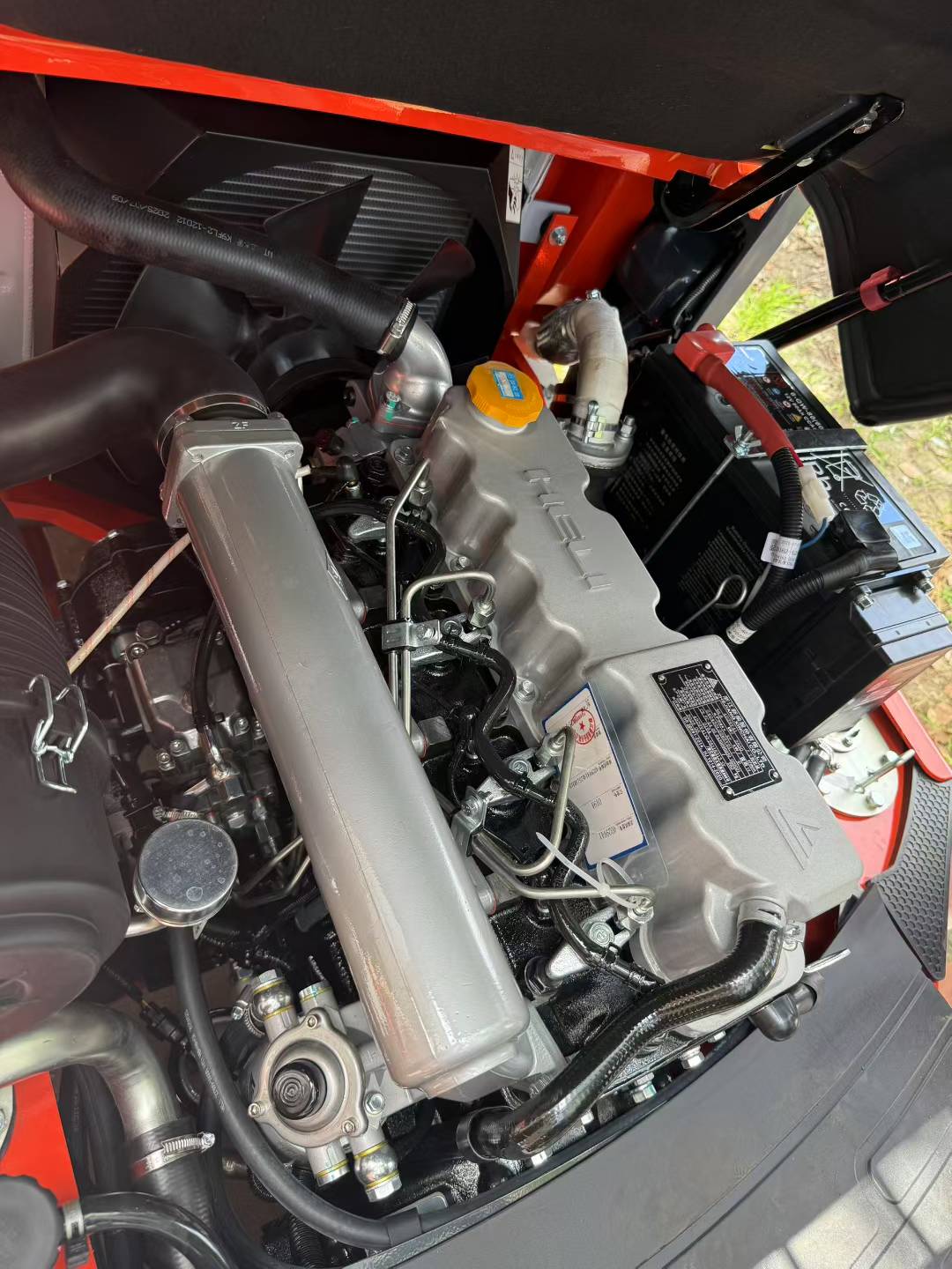 HELI 30 Forklift - Image 9