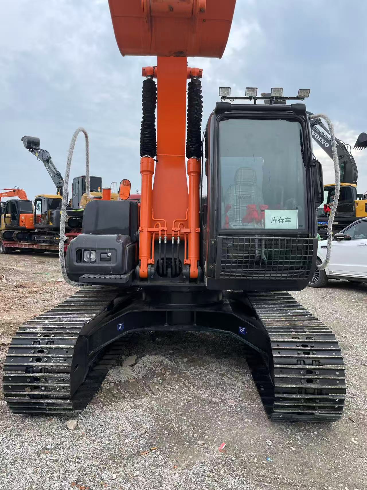 Hitachi ZX120 Excavator - Image 4