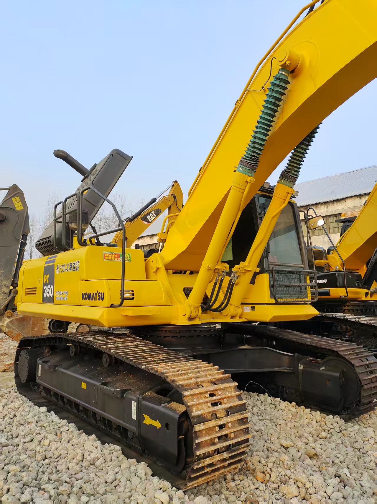 Used Komatsu PC130 Hydraulic Excavator - Image 8