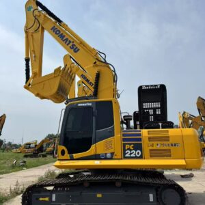 Used Komatsu PC220 Hydraulic Excavator