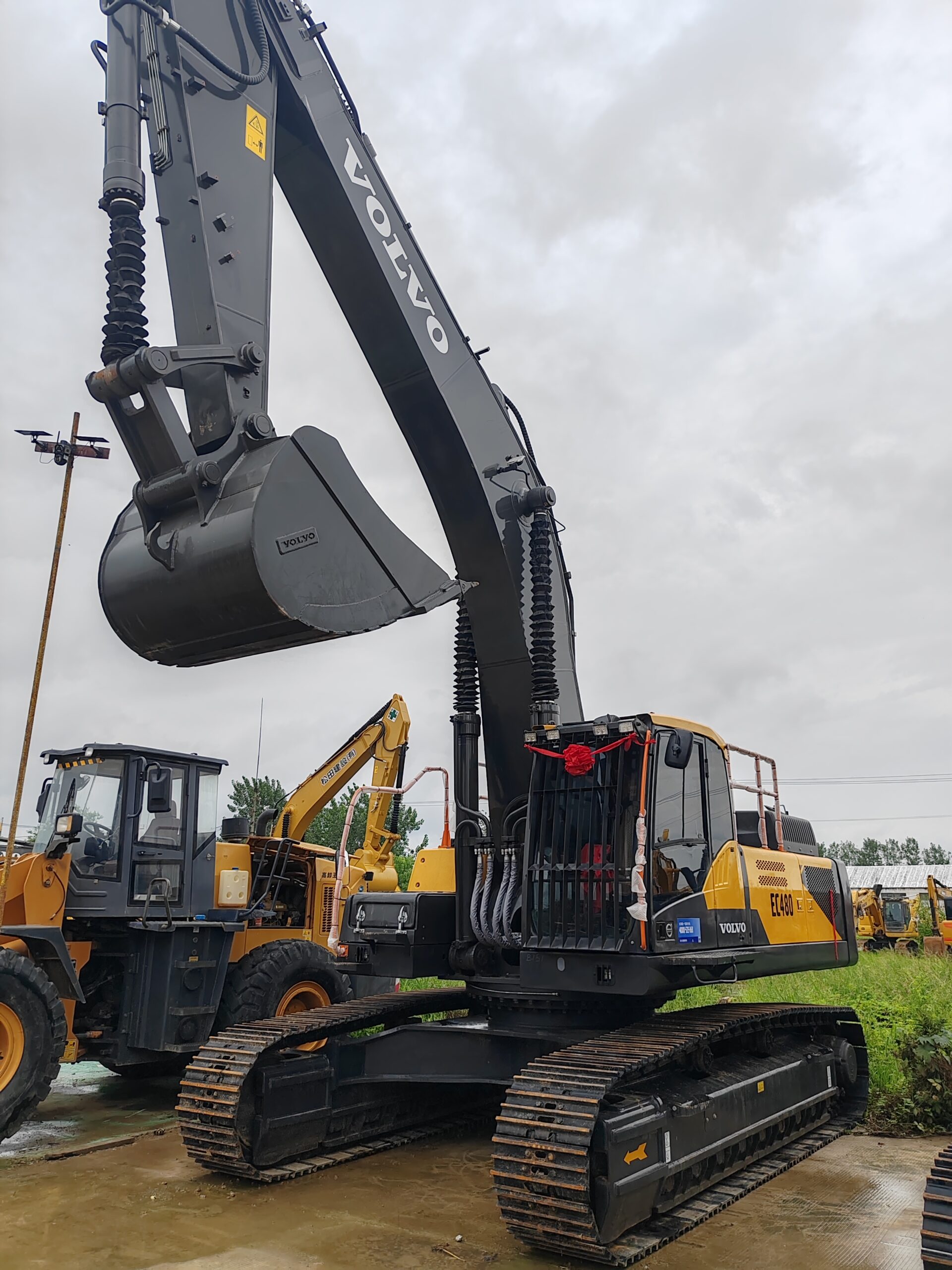 Used Volvo EC480 Hydraulic Excavator