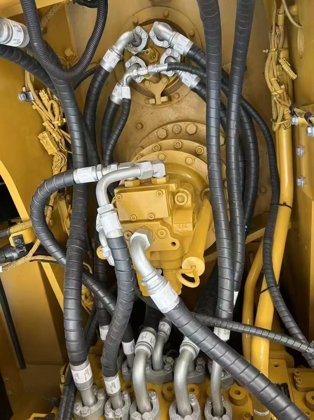 Used Caterpillar 320GC Excavator - Image 8