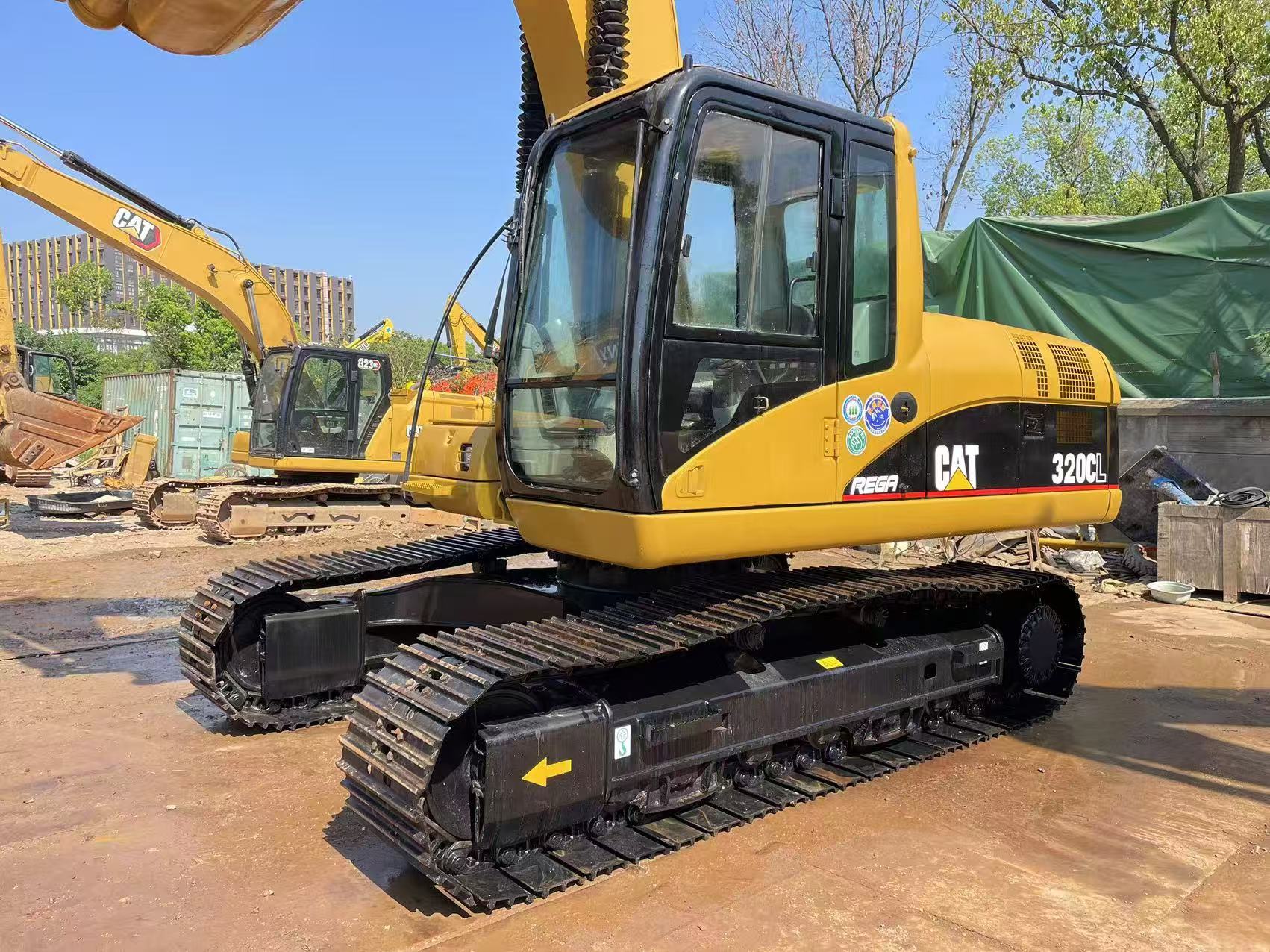 Caterpillar 320C Excavator - Image 7