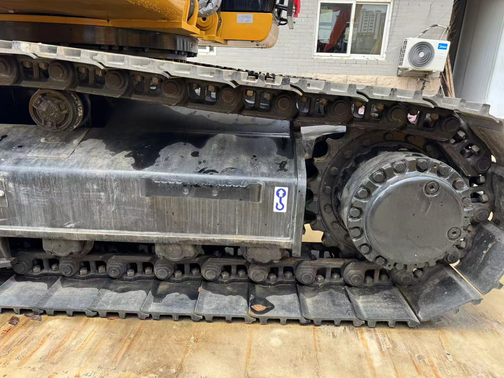 Used Caterpillar 325D Excavator - Image 10