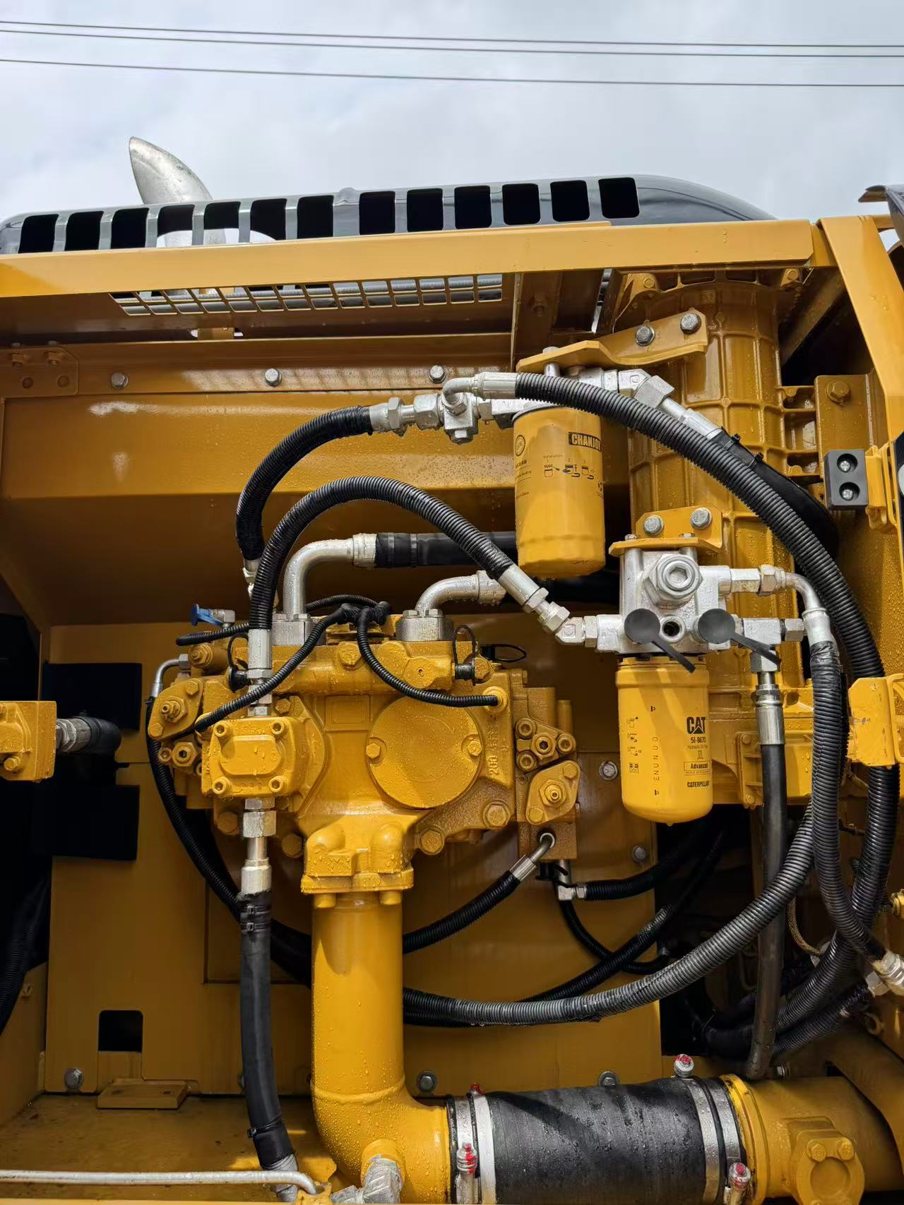 Used Caterpillar 325D Excavator - Image 4