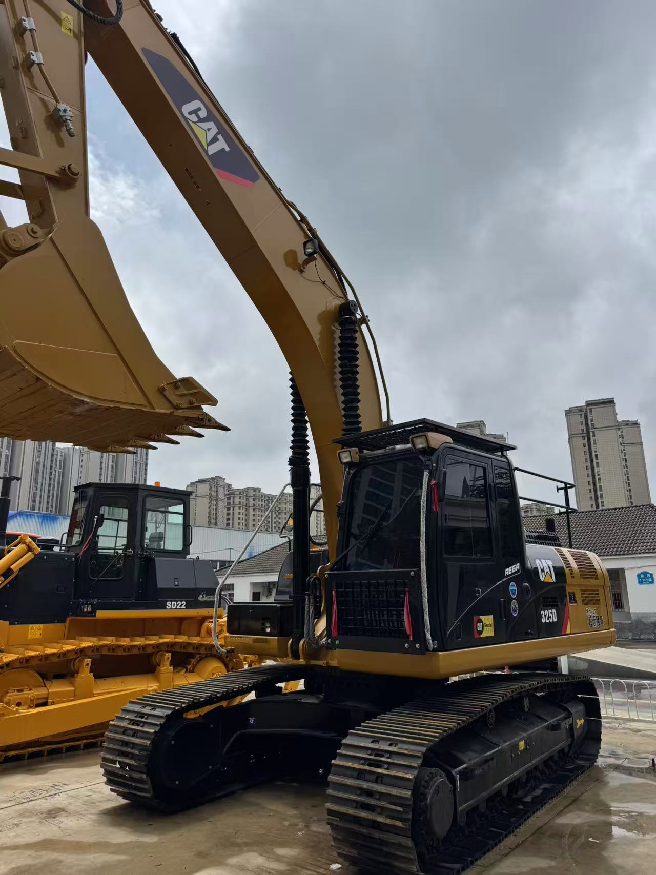 Used Caterpillar 325D Excavator - Image 5