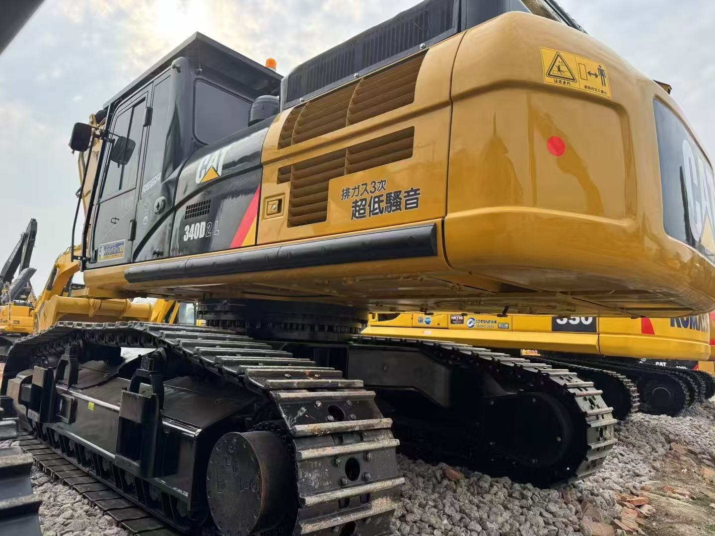 Used Caterpillar 340D Excavator - Image 3