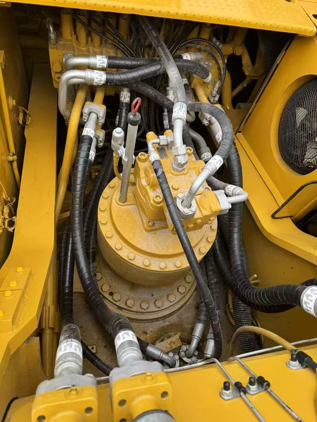 Used Caterpillar 340D Excavator - Image 6