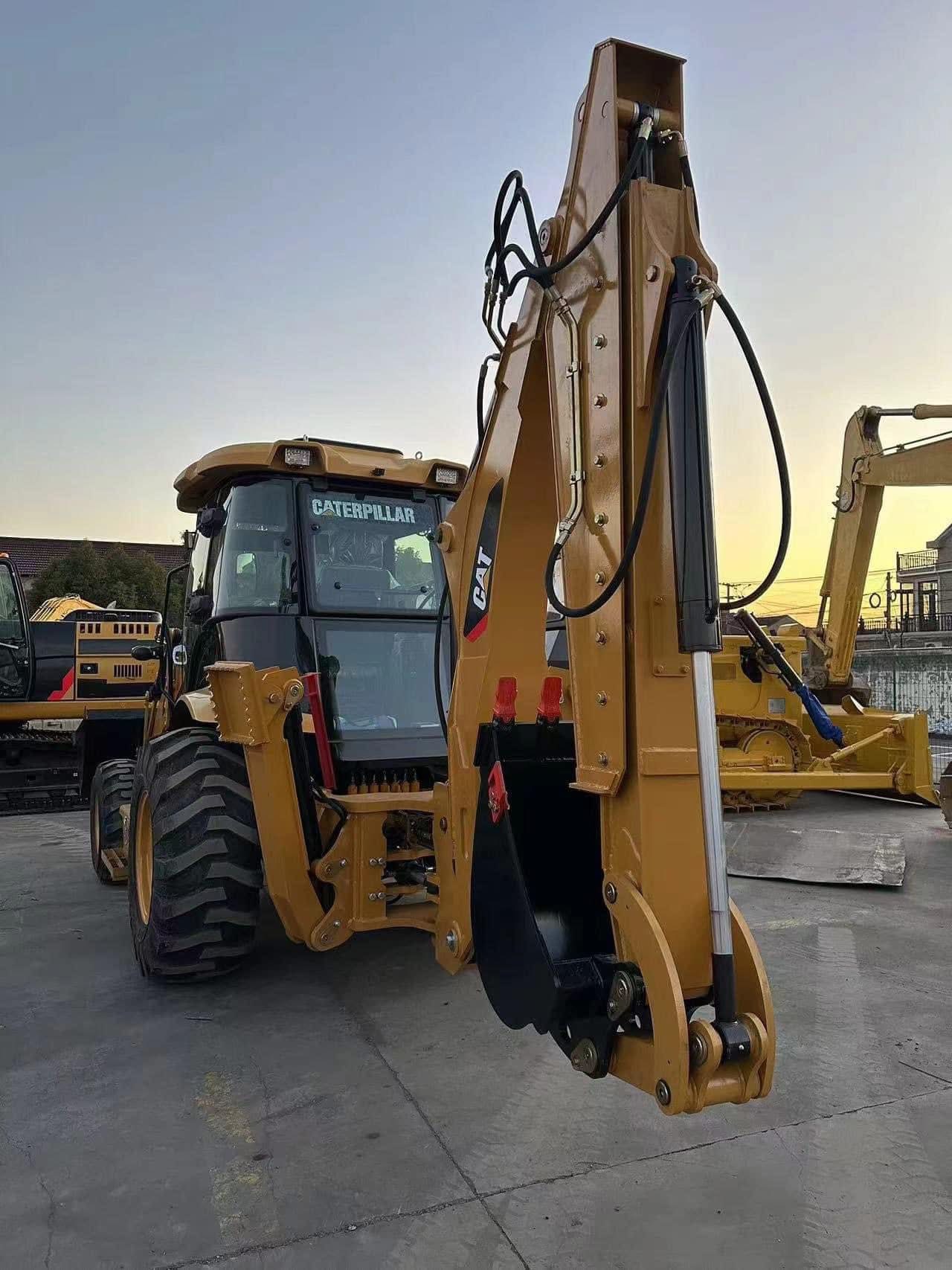 Caterpillar 420F Backhoe Loader