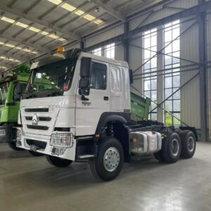 HOWO 371HP 6x4 Tractor Head