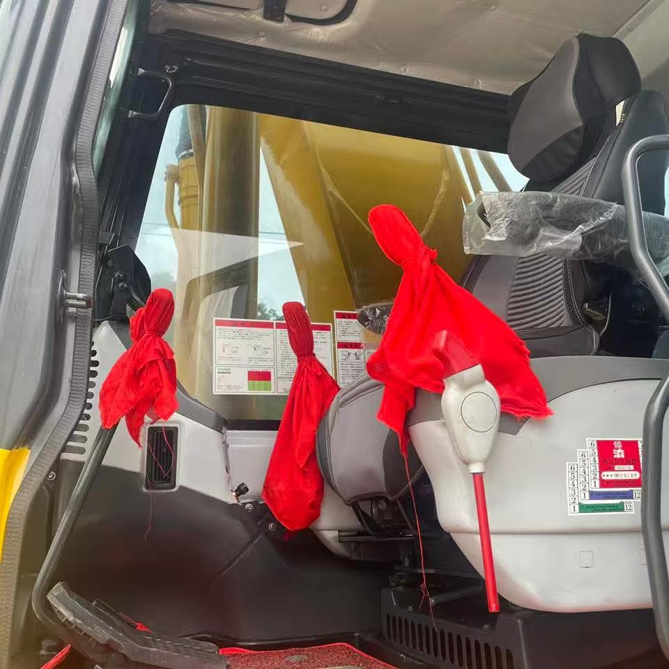 Komatsu PC360 - Image 6