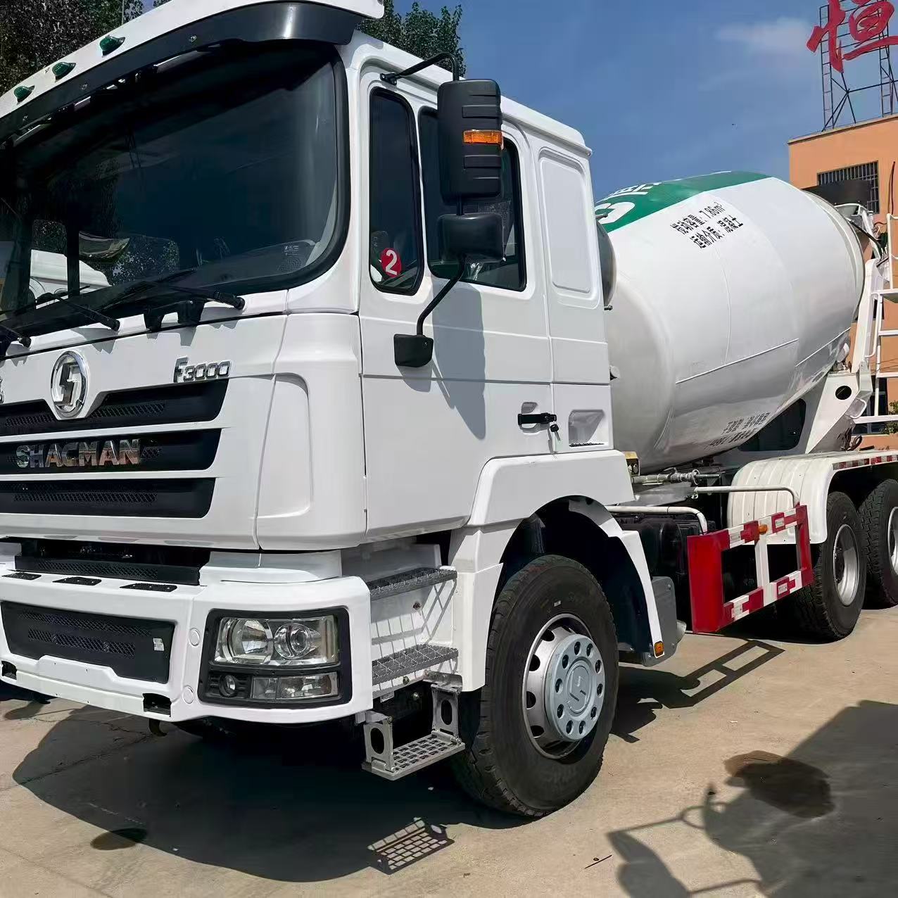 Shacman F3000 Heavy-Duty Truck