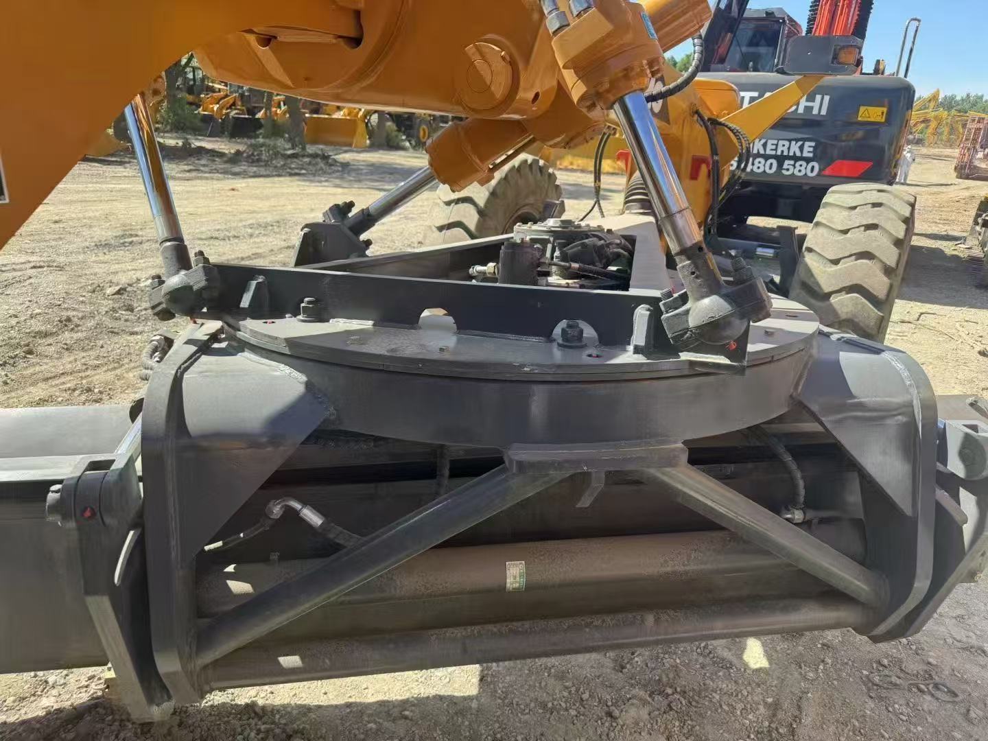 Used XCMG GR2153 Motor Grader - Image 6