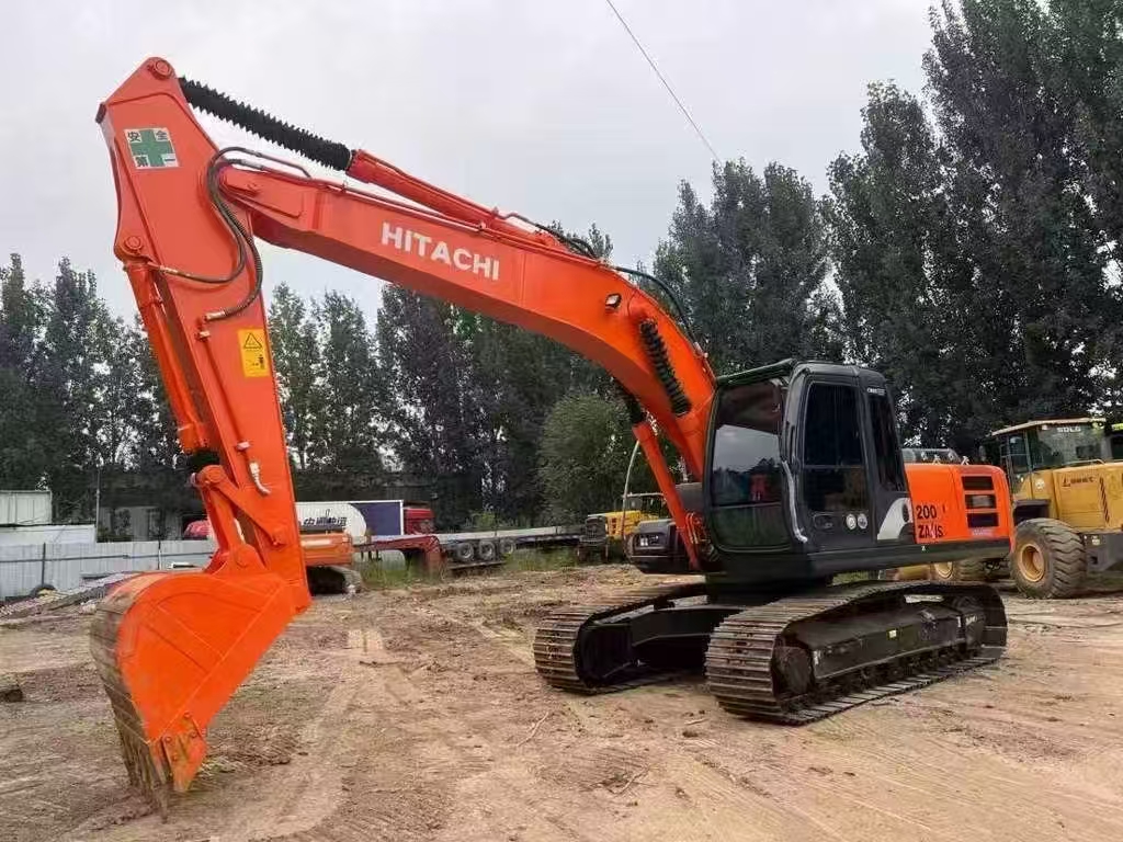 Used Hitachi ZX200 Hydraulic Excavator - Image 2