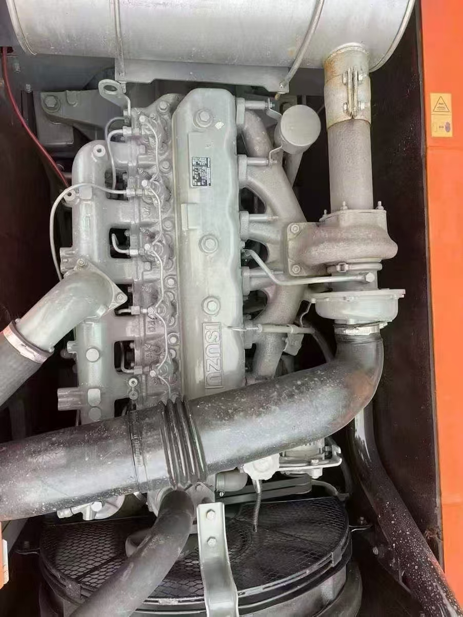 Used Hitachi ZX200 Hydraulic Excavator - Image 8