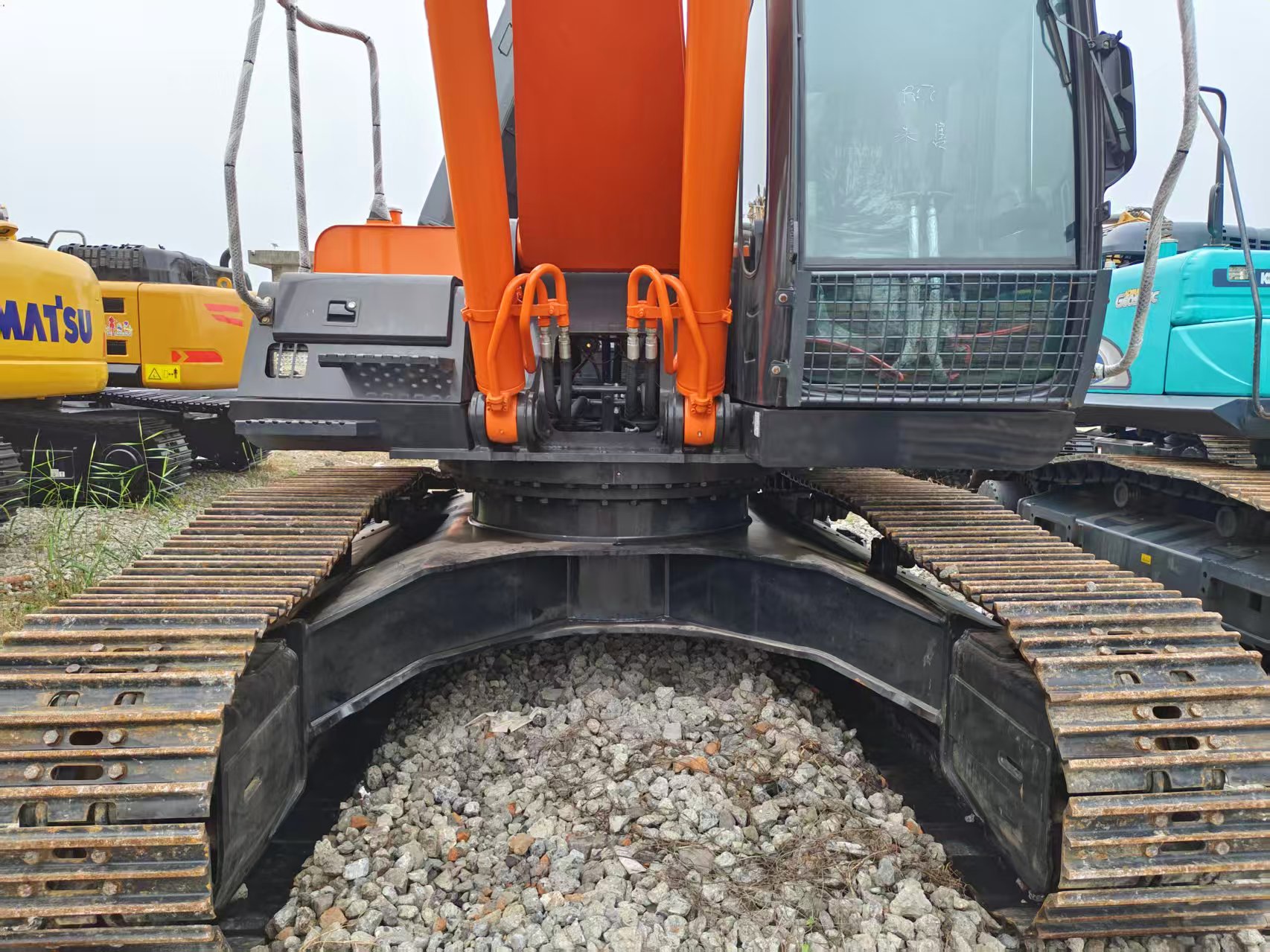 Used Hitachi ZX350LC-6 Hydraulic Excavator - Image 2
