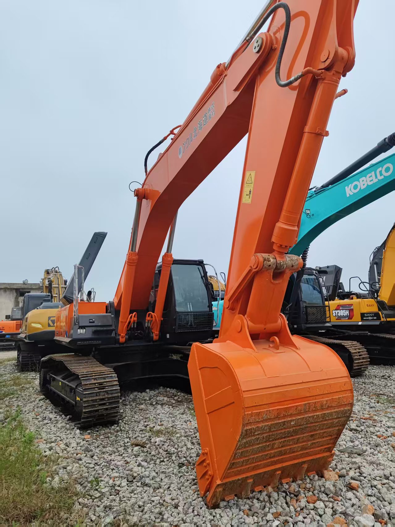 Used Hitachi ZX350LC-6 Hydraulic Excavator - Image 9
