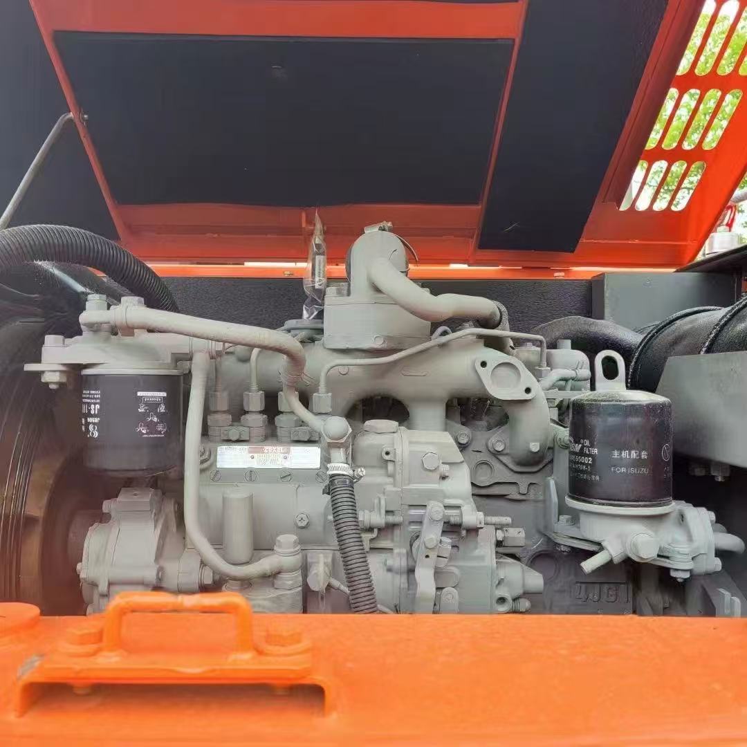 Used Hitachi 70 (ZX70) - Image 4