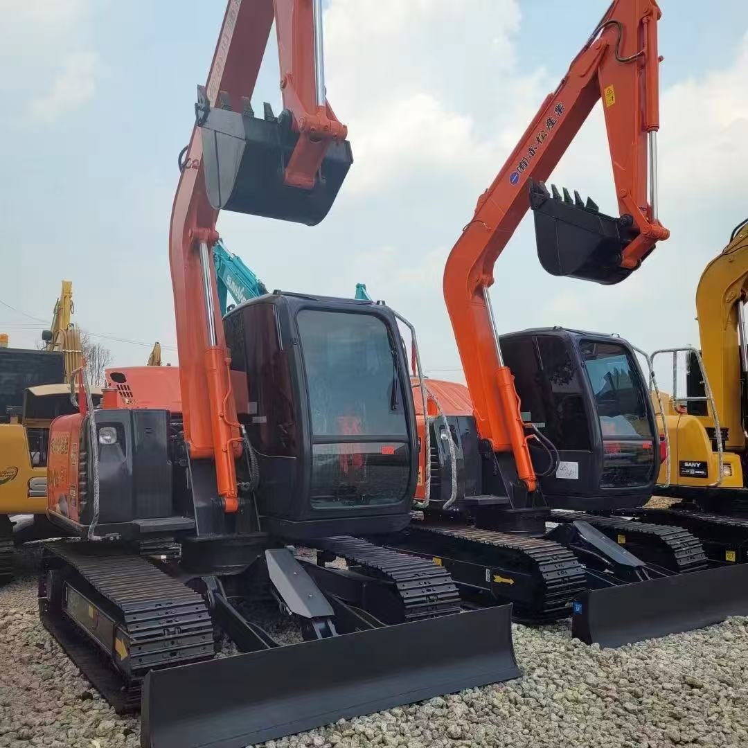 Used Hitachi 70 (ZX70) - Image 5