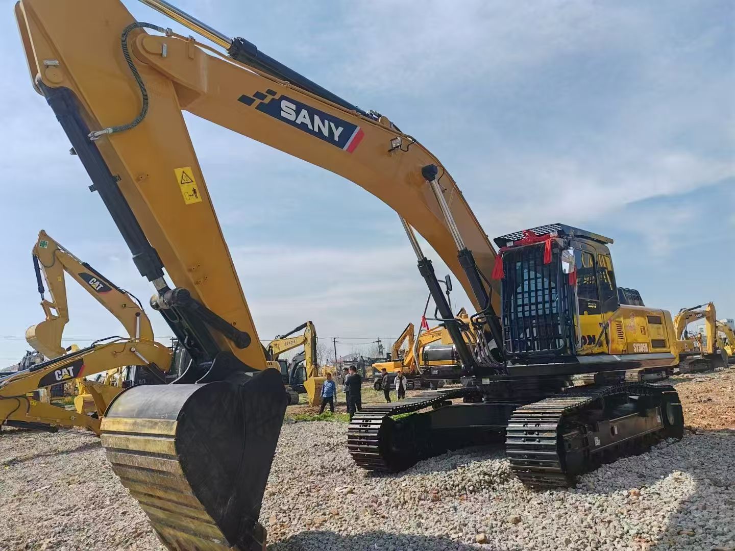 Used SANY SY305 Excavator - Image 10