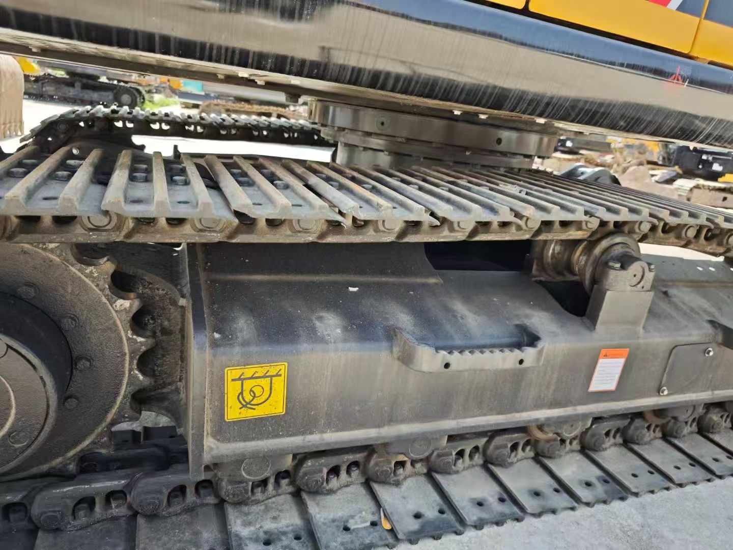 Used SANY SY95C Compact Excavator - Image 2